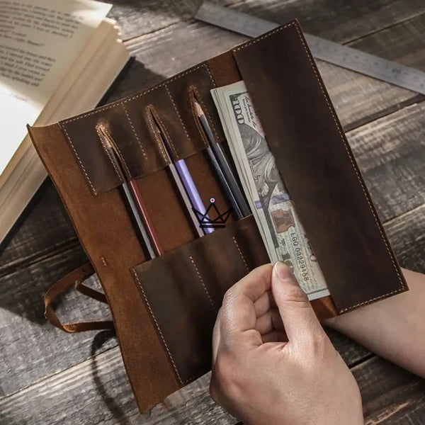 Étui en cuir pour stylos et crayons - Voyageur Roll (personnalisable) -  - etui stylo personnalisable - Cadeau, Noël, Anniversaire, Original, Fête des pères, fête des mères - Atelier Atypique