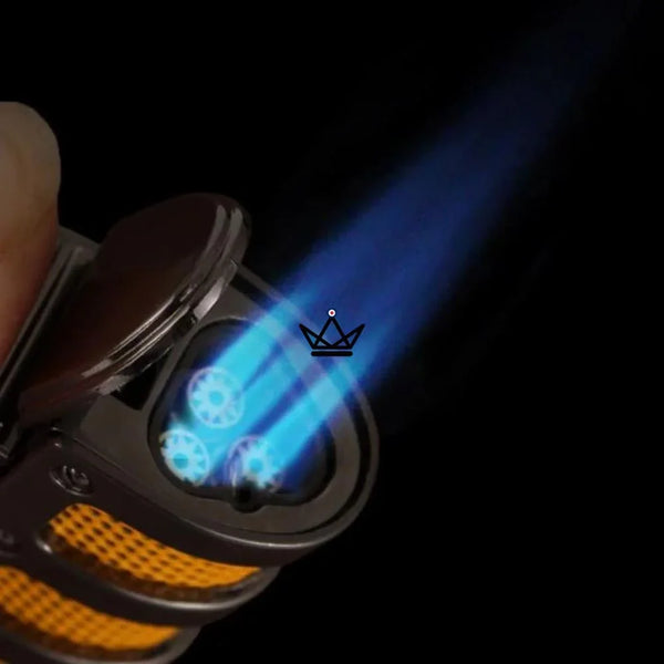 Briquet Chalumeau COHIBA - 3 Torches - FLYKE allumé
