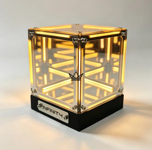 Wiederaufladbare LED-Hypercube-Lampe mit Unendlichkeitseffekt - QUANTA
