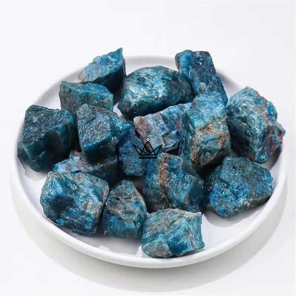 Rohe Mineralien zum Sammeln, Natursteine einzeln oder im Beutel — LITHOS, Blauer Apatit / 1 Stück