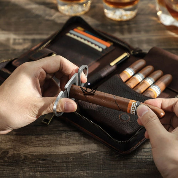 Étui à Cigares en Cuir Personnalisable - Voyageur Tempo - - etui cigare personnalisable - Cadeau, Noël, Anniversaire, Original - Atelier Atypique