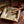 Cendrier à cigare carré 4 places, décor gravé en relief - CURIOSA