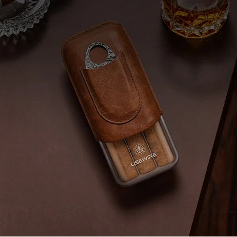 Luxury cigar humidor in Spanish cedar – Crown Prestige