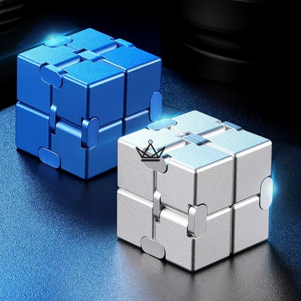 Anti-Stress-Metall-Infinity-Cube für den Schreibtisch - SPIRA